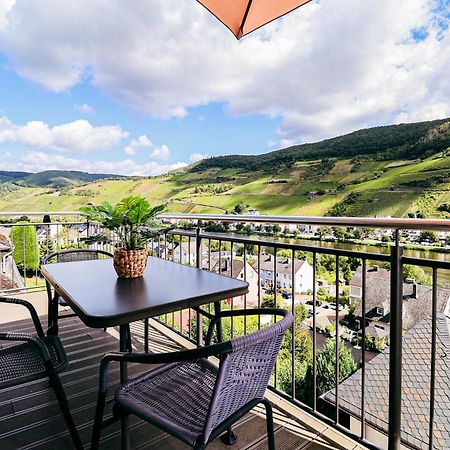 Sky Apartment, Blick Zur Mosel, Grosser Balkon, Kaffeemaschine, Smart Tv Zell Exterior foto