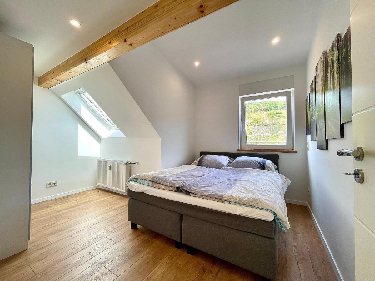 Sky Apartment, Blick Zur Mosel, Grosser Balkon, Kaffeemaschine, Smart Tv Zell Exterior foto