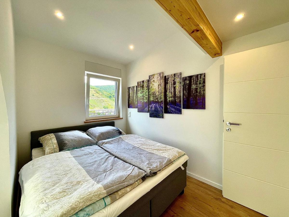 Sky Apartment, Blick Zur Mosel, Grosser Balkon, Kaffeemaschine, Smart Tv Zell Exterior foto