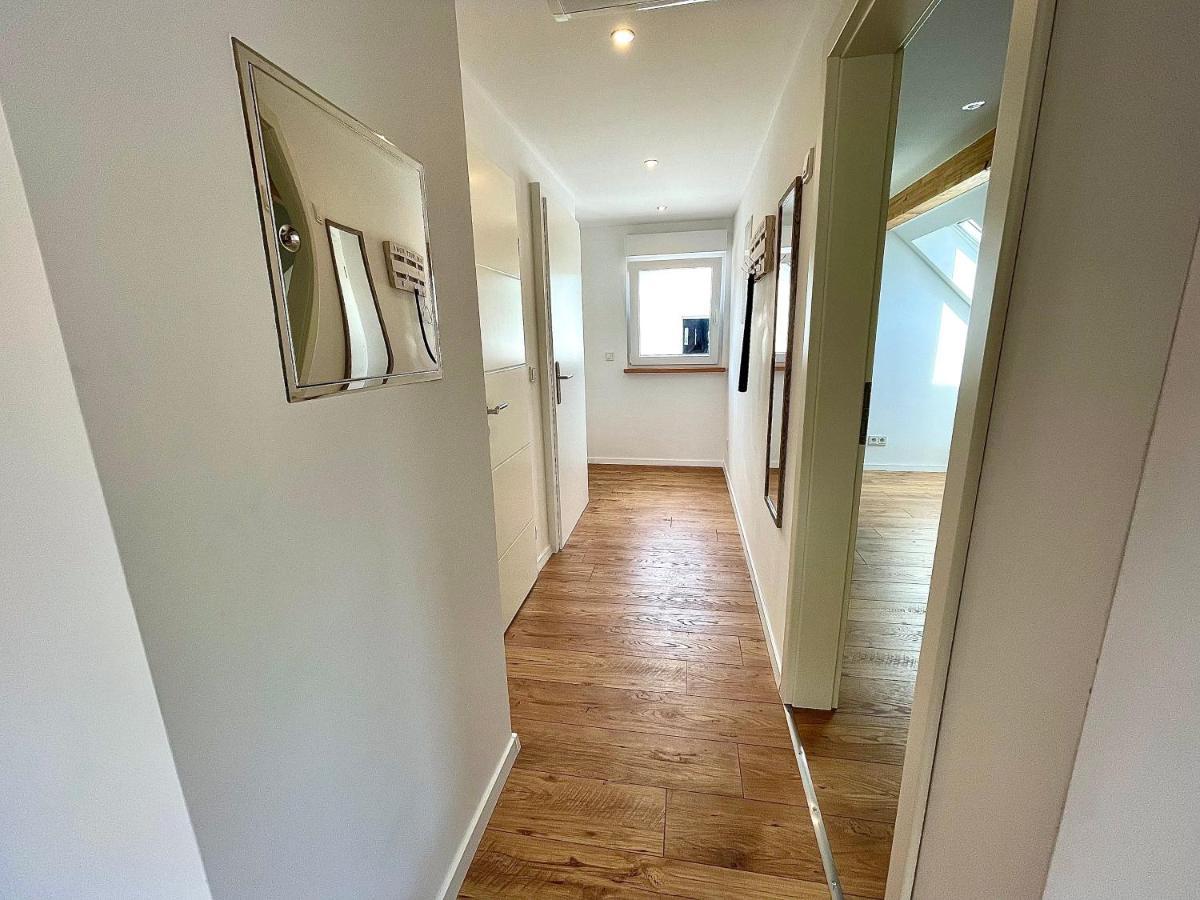 Sky Apartment, Blick Zur Mosel, Grosser Balkon, Kaffeemaschine, Smart Tv Zell Exterior foto