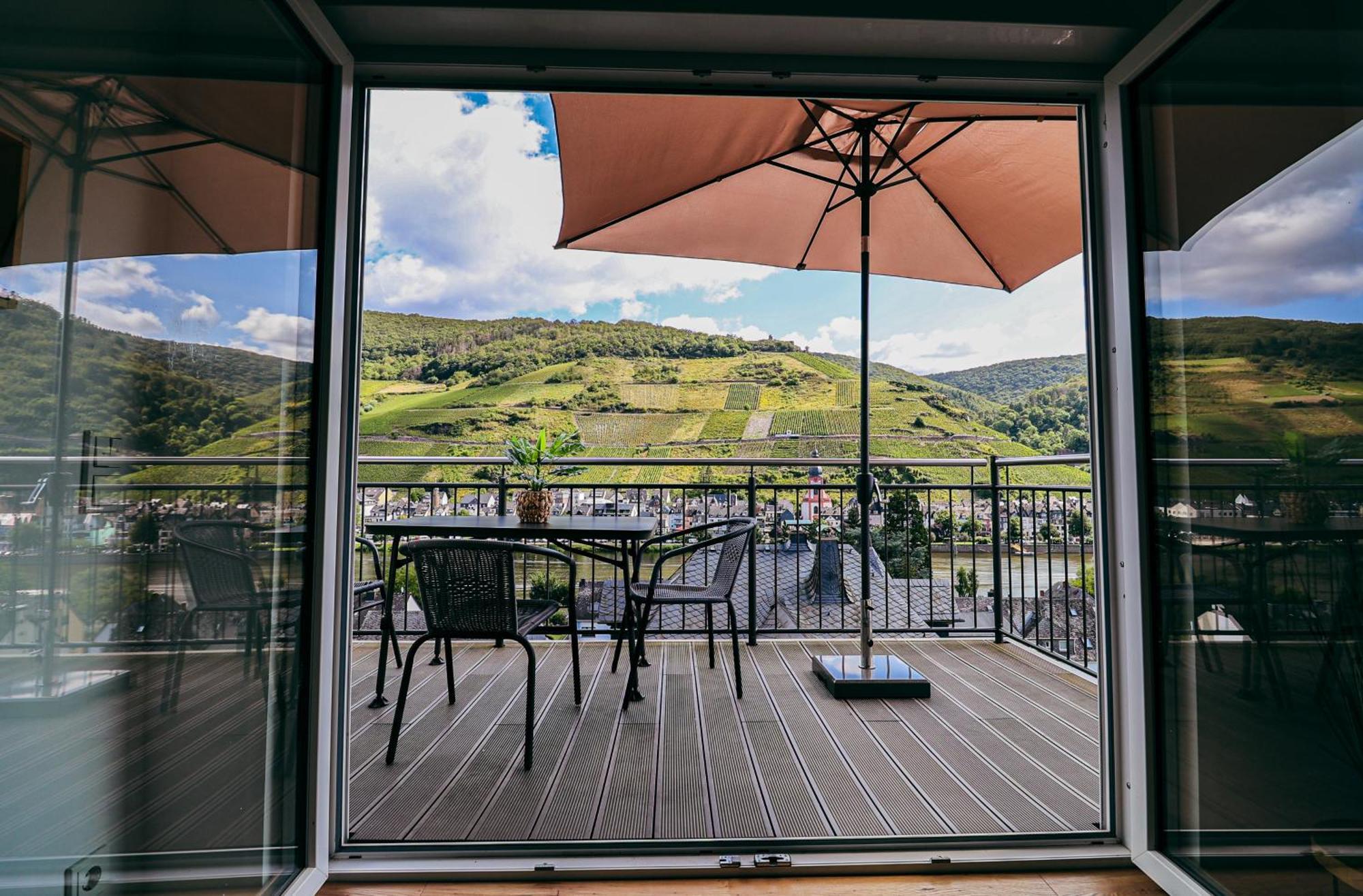 Sky Apartment, Blick Zur Mosel, Grosser Balkon, Kaffeemaschine, Smart Tv Zell Exterior foto